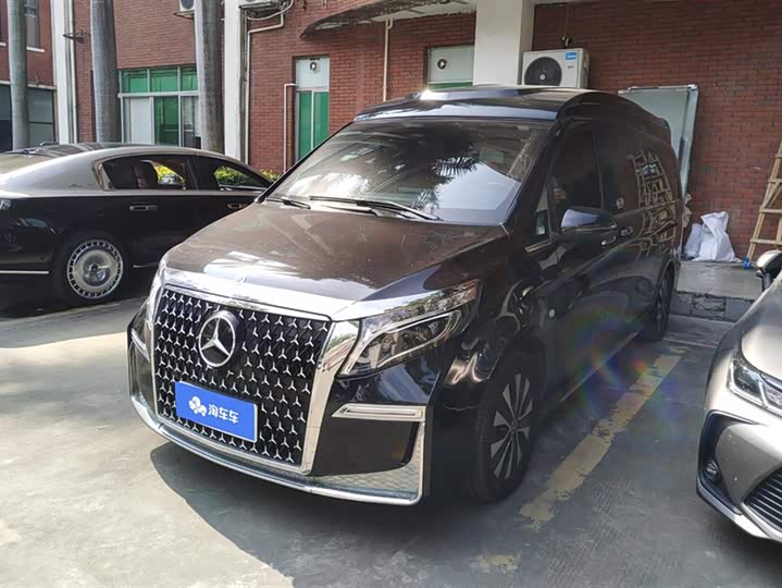 Фото 1 - Mercedes-Benz Vito