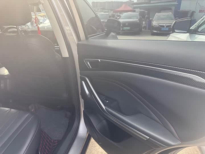 Фото 8 - Bestune T55