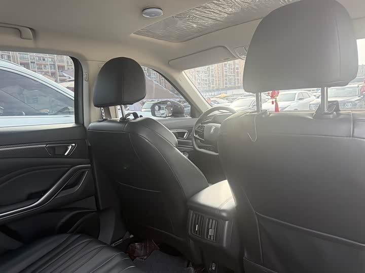 Фото 9 - Bestune T55