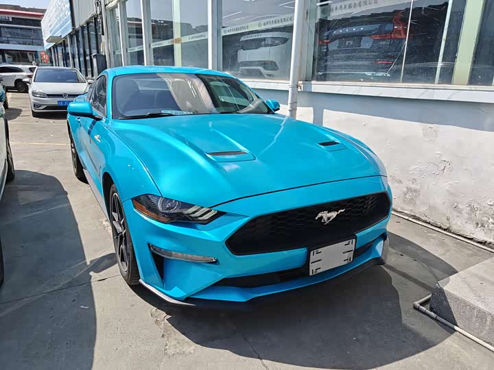 Фото 2 - Ford Mustang