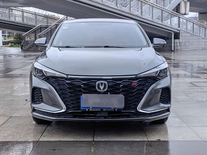 Фото 2 - Changan Eado Plus