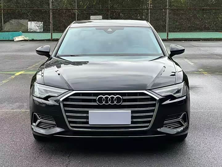 Фото 2 - Audi A6L