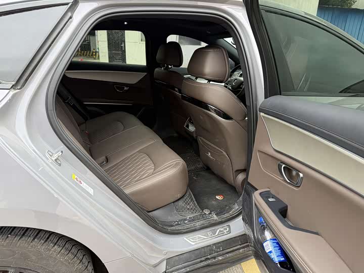 Фото 4 - BYD Han