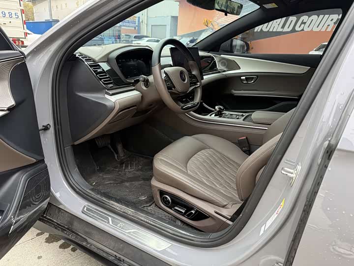 Фото 6 - BYD Han