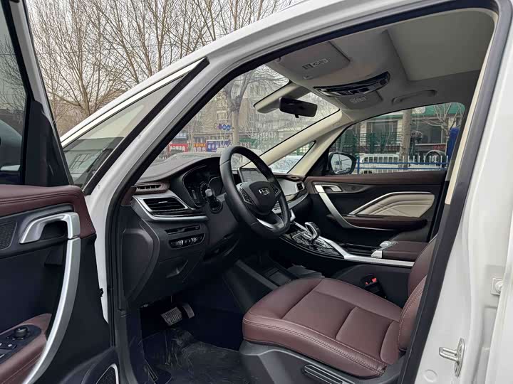 Фото 7 - Geely Jiaji