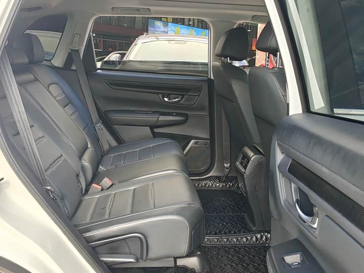 Фото 8 - Honda CR-V