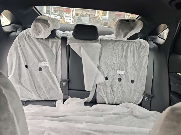 Фото 6 - Geely Preface