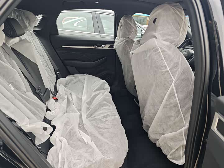 Фото 7 - Geely Preface