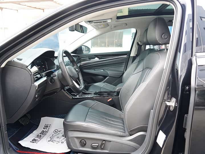 Фото 4 - Volkswagen Passat