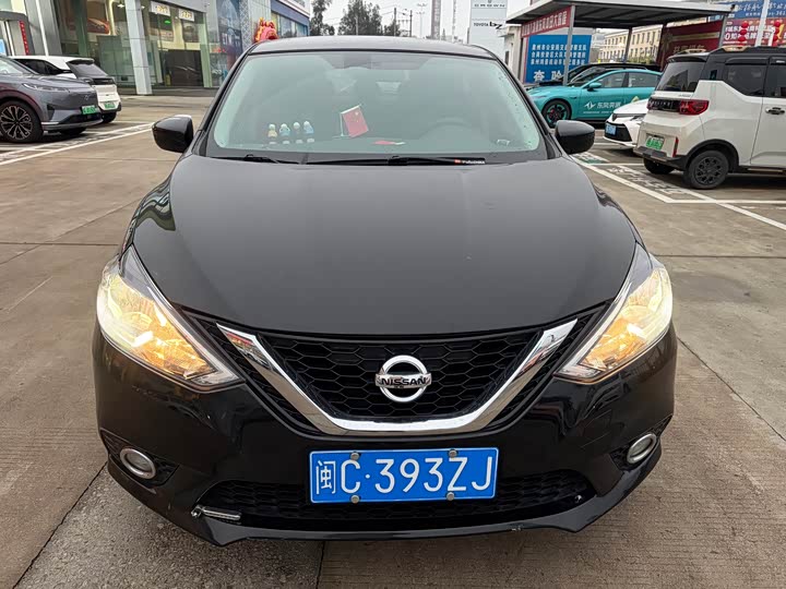 Фото 2 - Nissan Sylphy