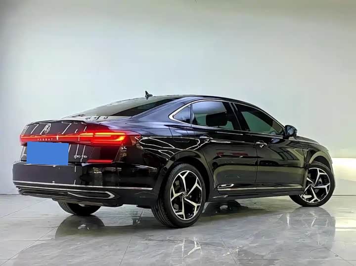 Фото 4 - Volkswagen Passat