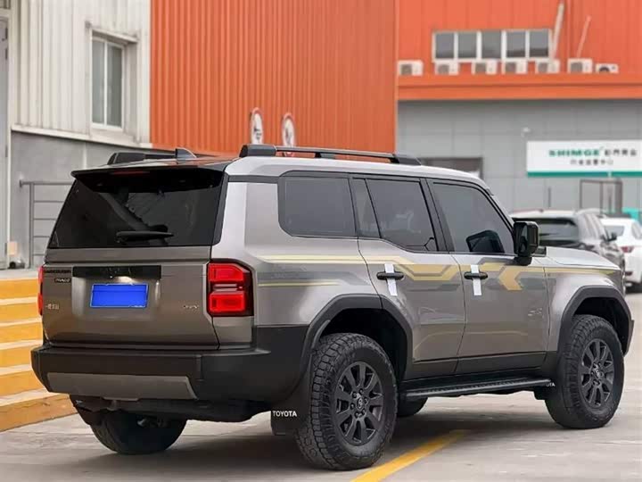 Фото 8 - Toyota Prado