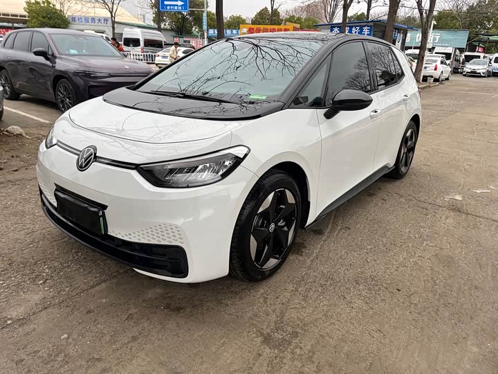 Photo 1 - Volkswagen ID.3