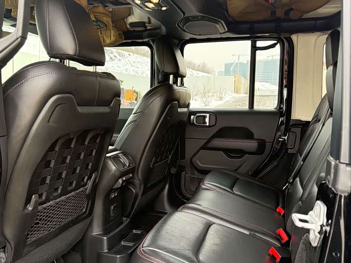 Jeep Wrangler 2021 2021款 2.0T 罗宾汉四门版