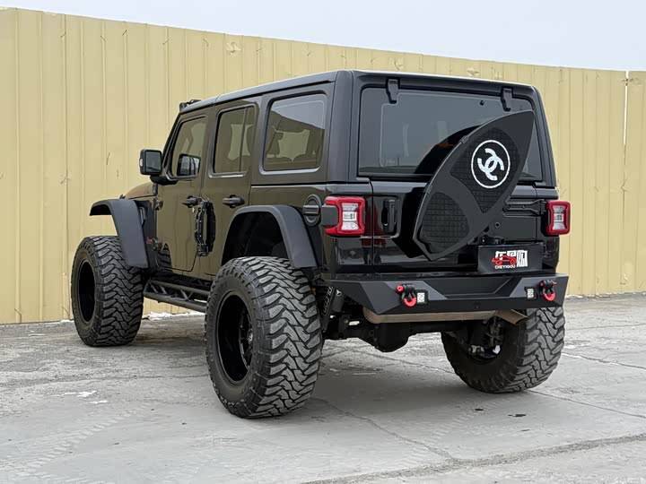 Jeep Wrangler 2021 2021款 2.0T 罗宾汉四门版
