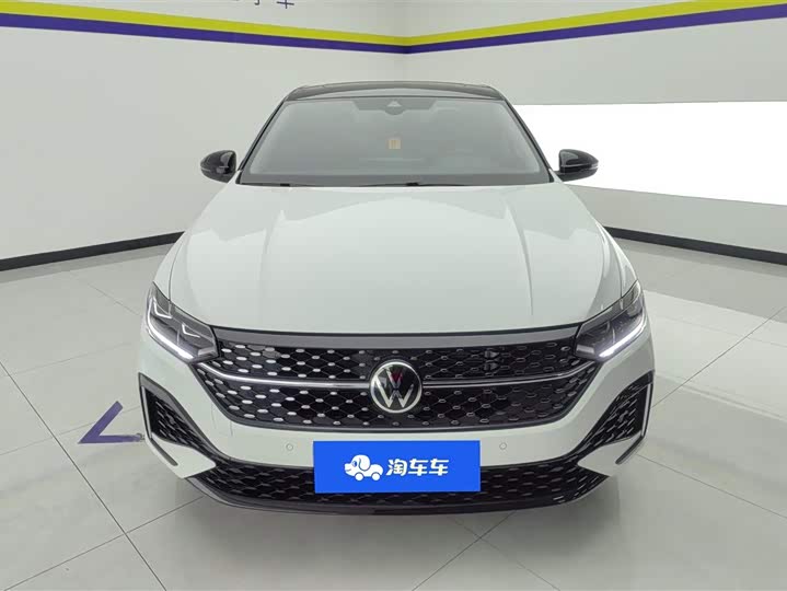 Photo 2 - Volkswagen Lavida