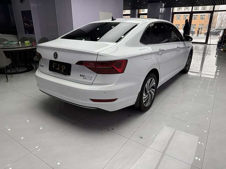 Фото 4 - Volkswagen Sagitar L