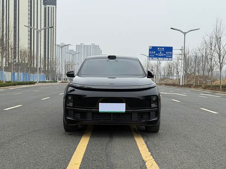 Фото 2 - LiXiang L9