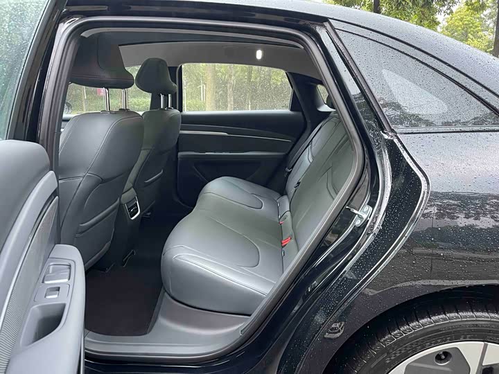 Фото 8 - XPeng Mona M03