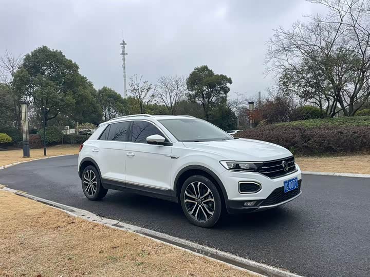 Фото 3 - Volkswagen T-Roc