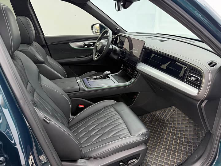 Фото 9 - GAC Trumpchi GS8