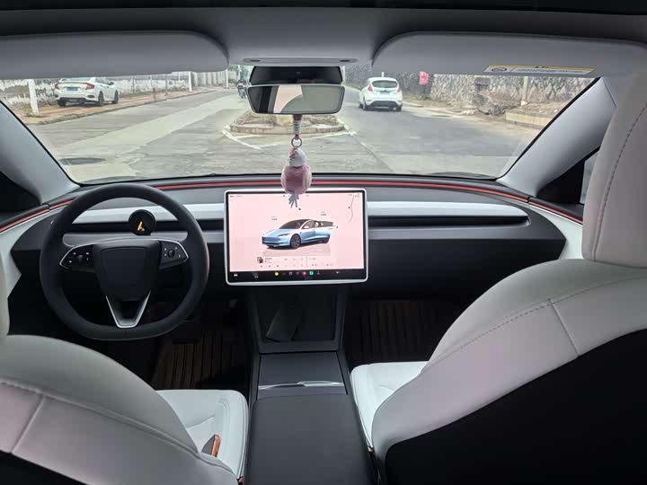 Photo 6 - Tesla Model 3