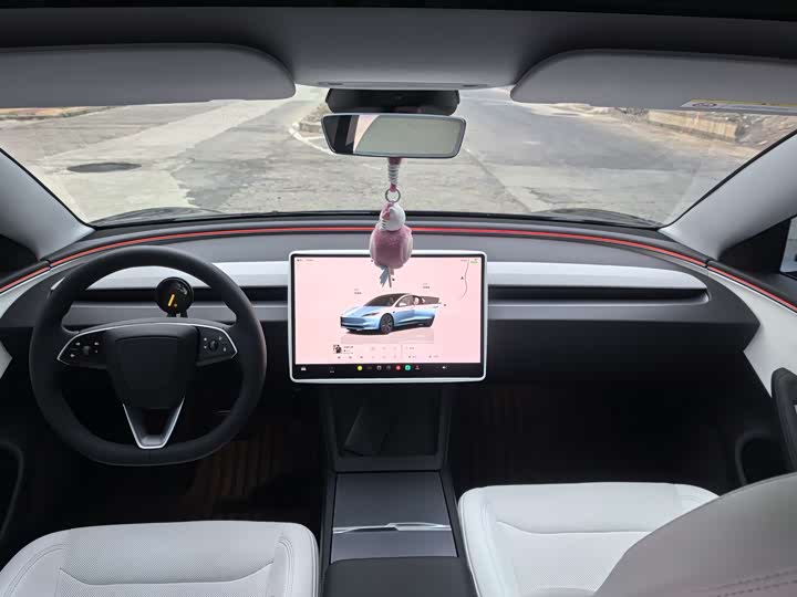 Photo 9 - Tesla Model 3