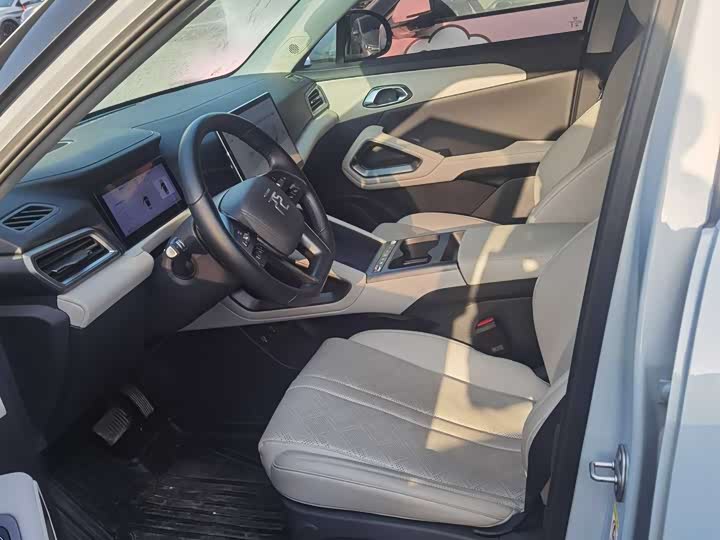 Фото 6 - BYD Yuan Up