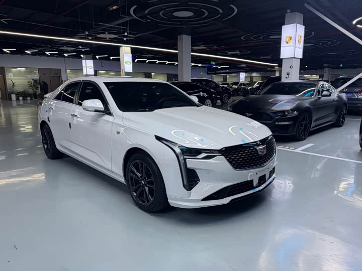 Photo 3 - Cadillac CT4