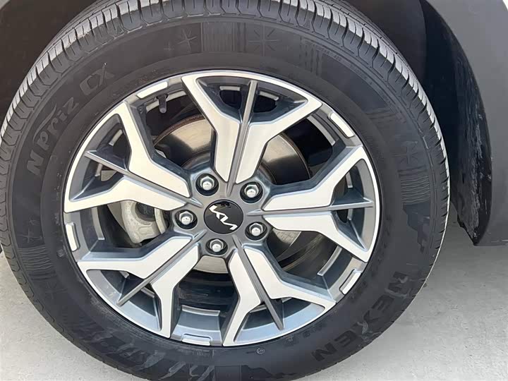 Фото 5 - Kia KX3