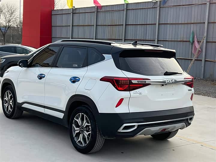 Фото 6 - Kia KX3