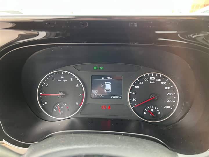 Фото 7 - Kia KX3