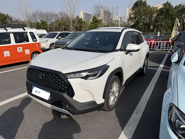 Photo 1 - Toyota Corolla Cross