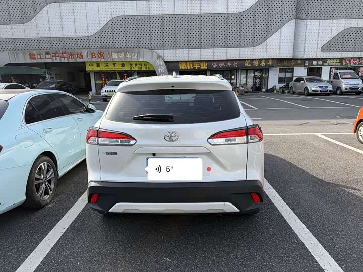 Photo 6 - Toyota Corolla Cross