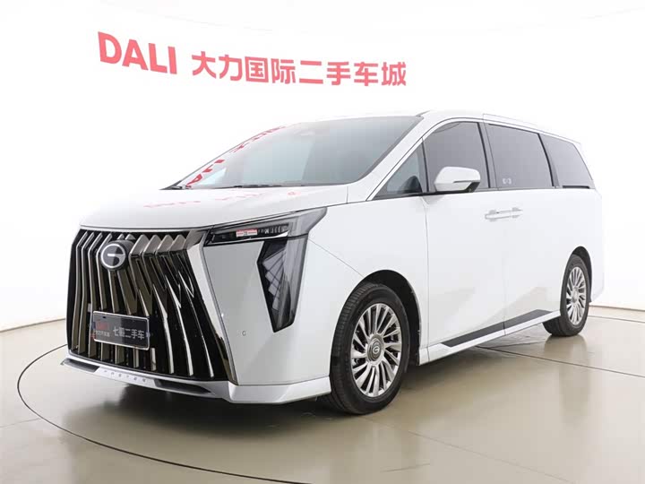 Фото 1 - GAC Trumpchi M8