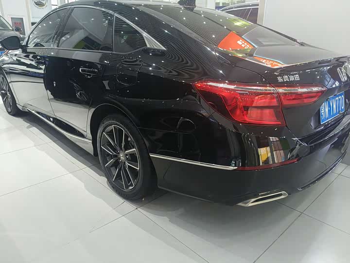 Фото 9 - Honda Inspire