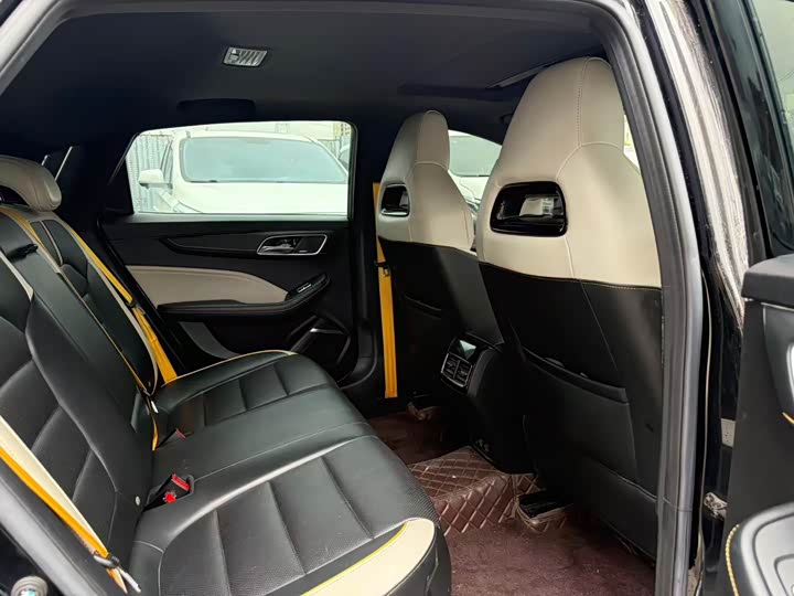 Фото 9 - MG Motor 6