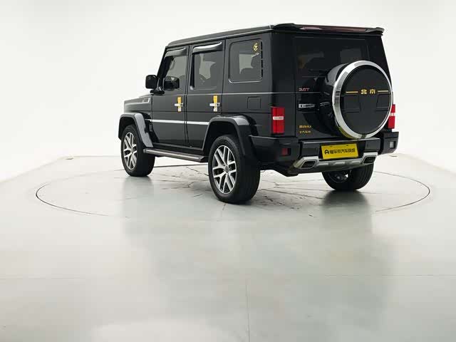 Фото 8 - BAIC Beijing BJ80