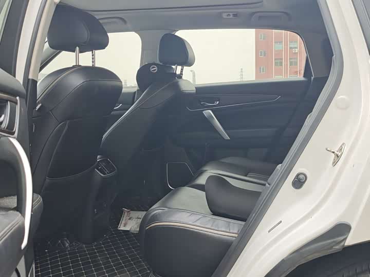 Фото 8 - Honda Avancier