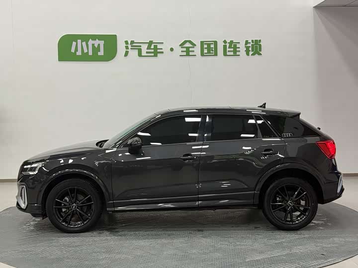 Фото 2 - Audi Q2L