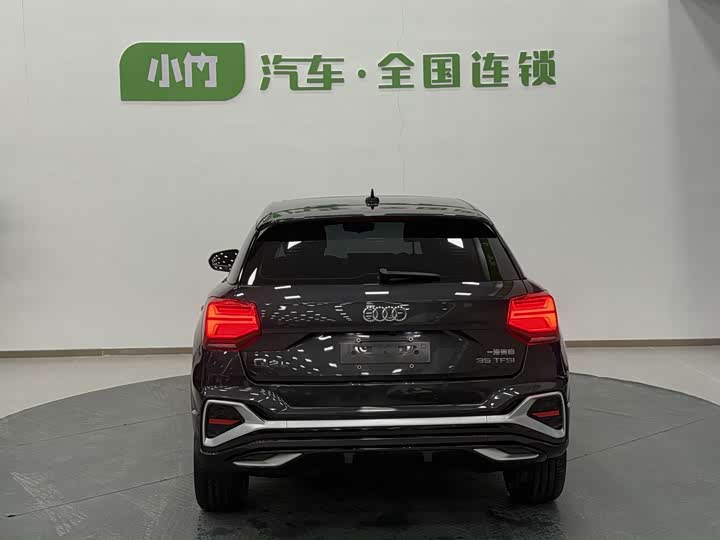 Фото 4 - Audi Q2L