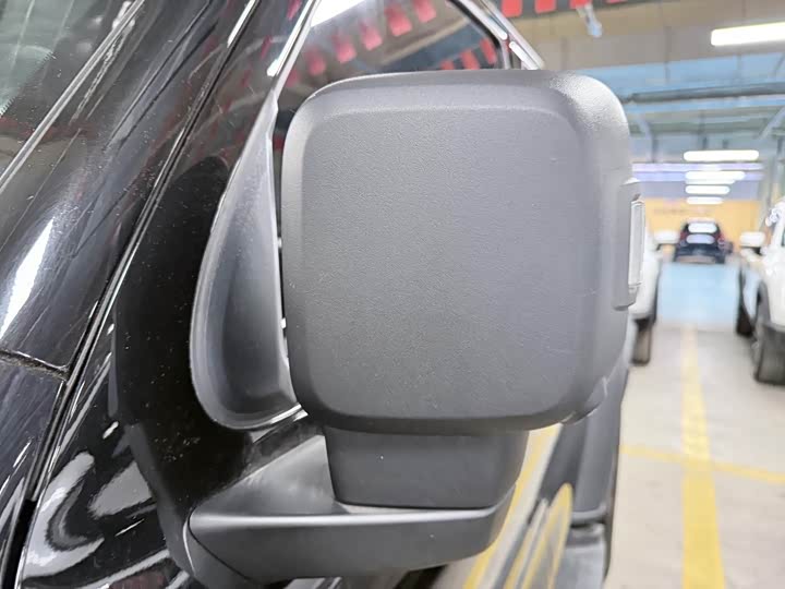 Фото 6 - Tank 300