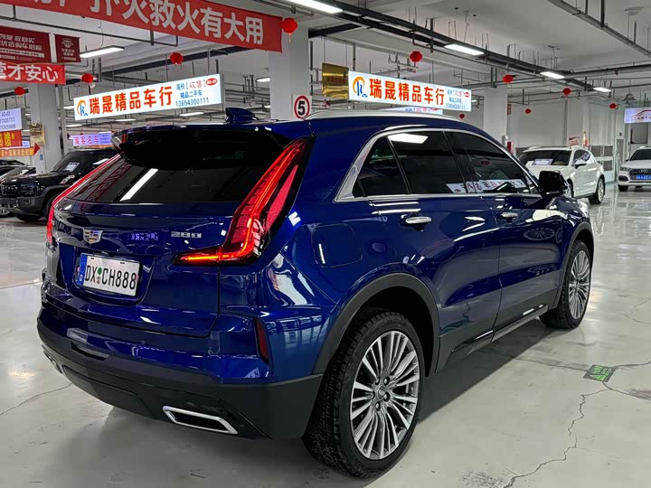 Фото 7 - Cadillac XT4
