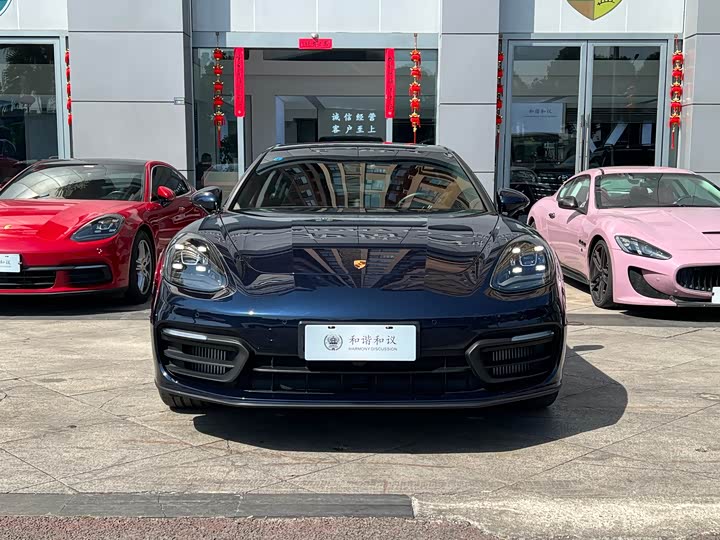 Фото 2 - Porsche Panamera Hybrid