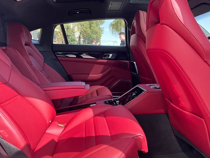 Фото 7 - Porsche Panamera Hybrid