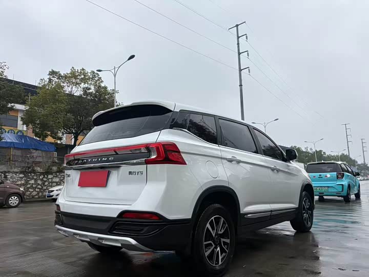 Фото 7 - Dongfeng Forthing T5