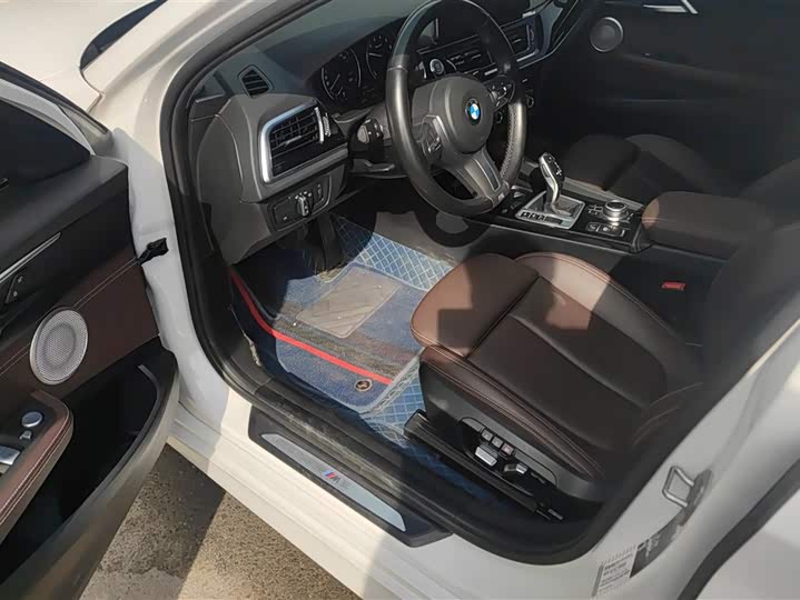 Фото 9 - BMW 1 Series