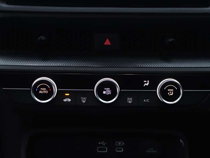 Фото 5 - Honda CR-V