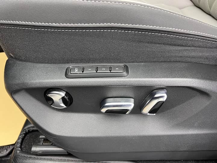 Фото 6 - Volkswagen Tavendor