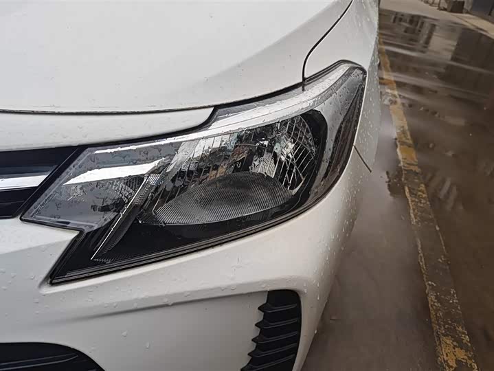 Фото 5 - Toyota Vios